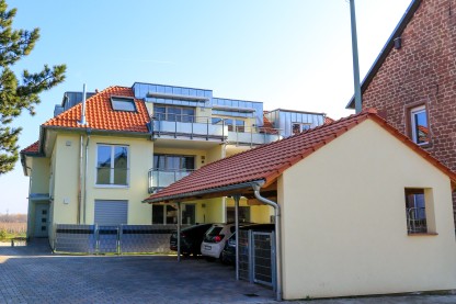 Neuwertige große Wohnung mit Garten und Tiefgarage im Herzen der Pfalz